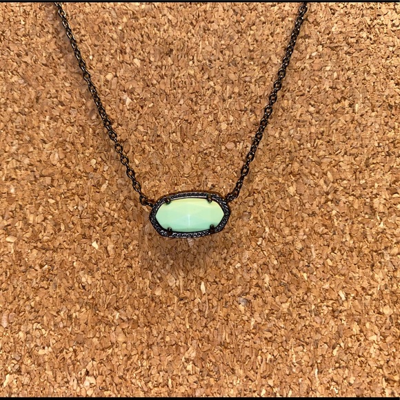 KENDRA SCOTT CUSTOM ELISA NECKLACE - Picture 2 of 5